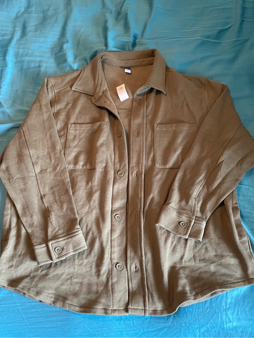 New with tags Old Navy Olive Green Utility Button-Up Shacket - Picture 2 of 6